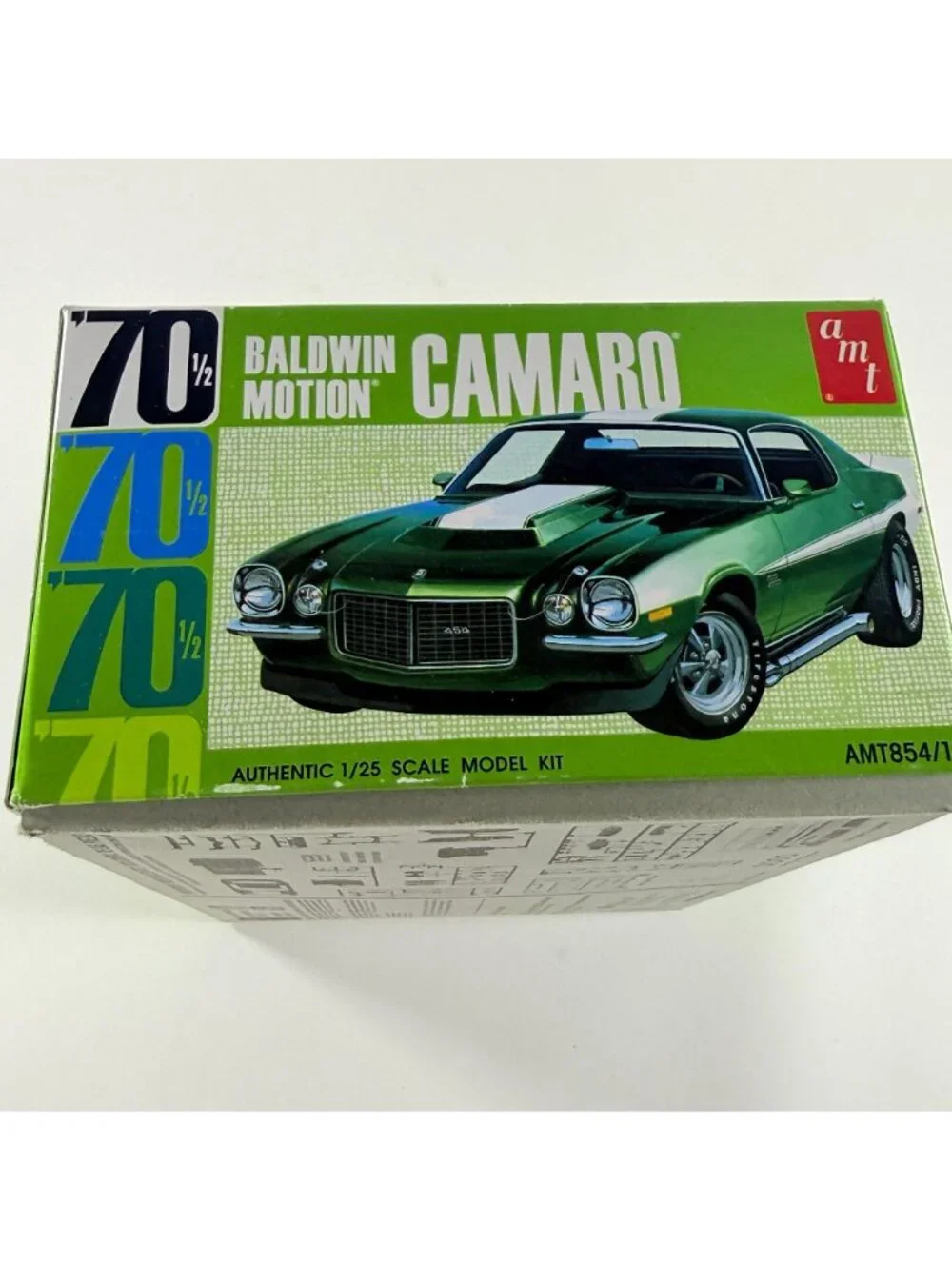 AMT 1970 1/2 Baldwin Motion Camaro 1:25 Model Kit 31252